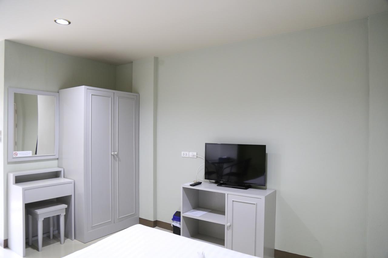 Bijou Boutique Aparthotel 2*