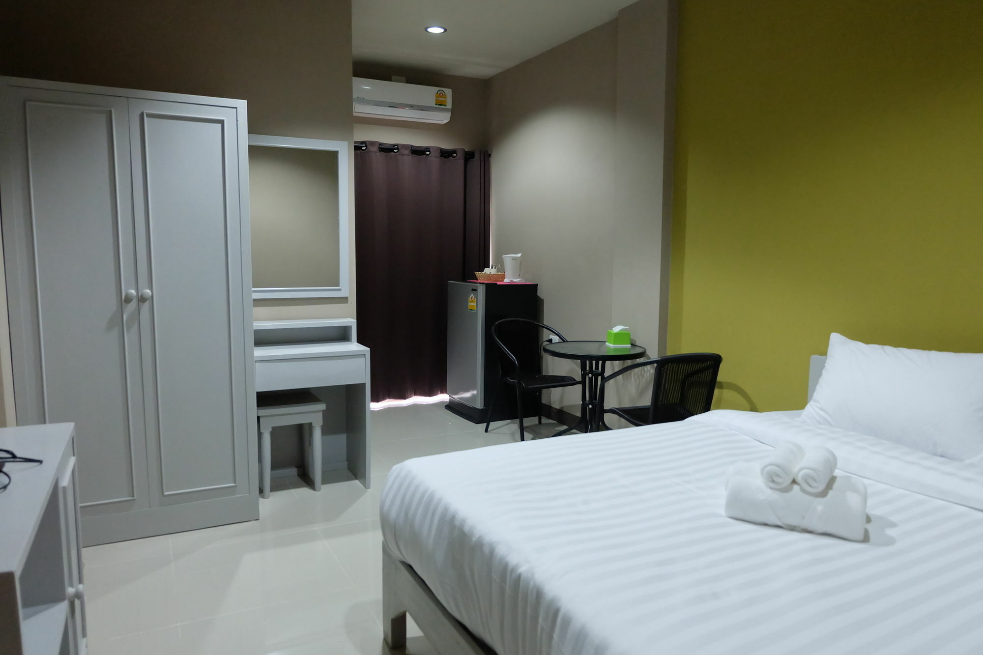 Bijou Boutique Aparthotel 2*